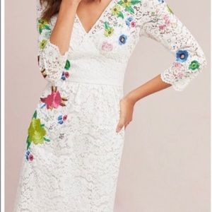 Reposh! I bought this. Love it. It’s just a little tight in the bodice area.